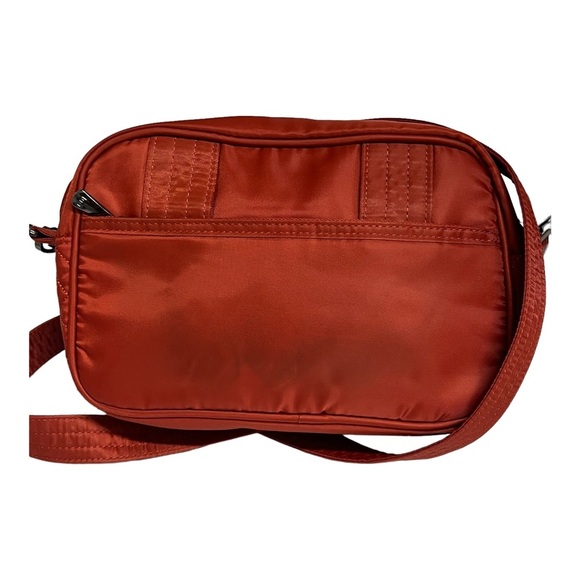 Lug Carousel Quilted Crossbody Bag EUC - Picture 2 of 13